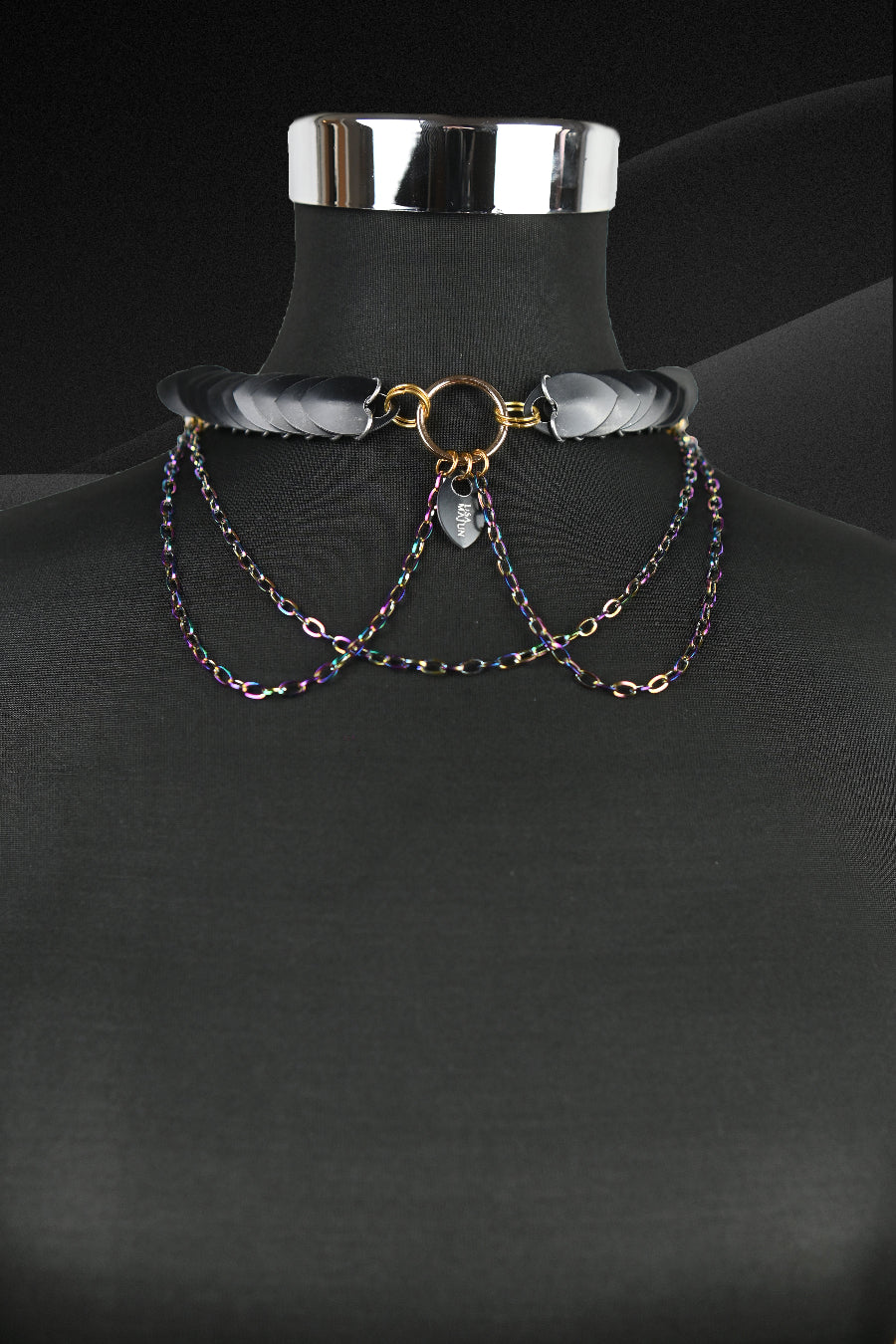Scale-Chain-Choker-Black-Rainbow