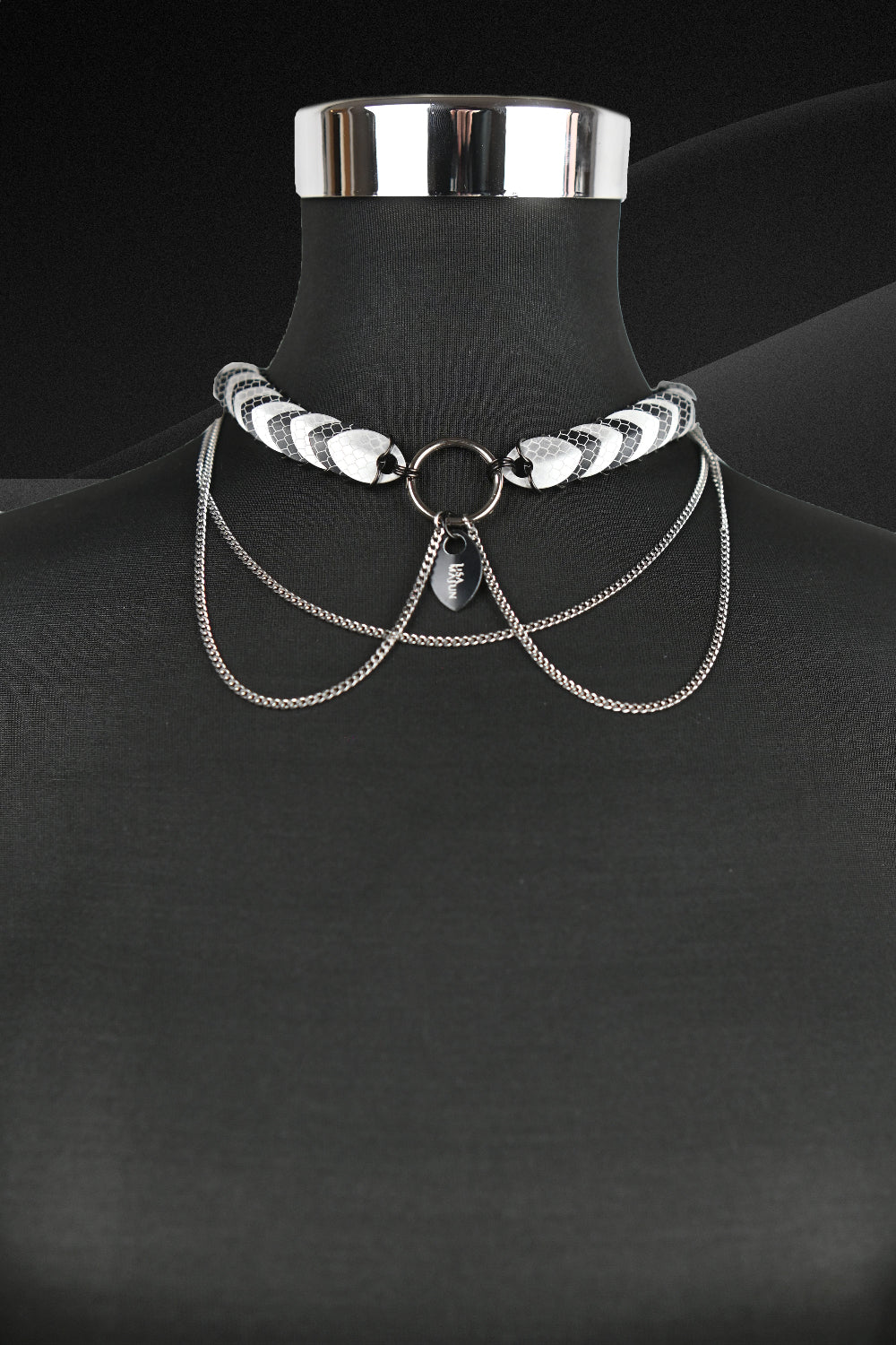 Scale-Chain-Choker-Silver-Black
