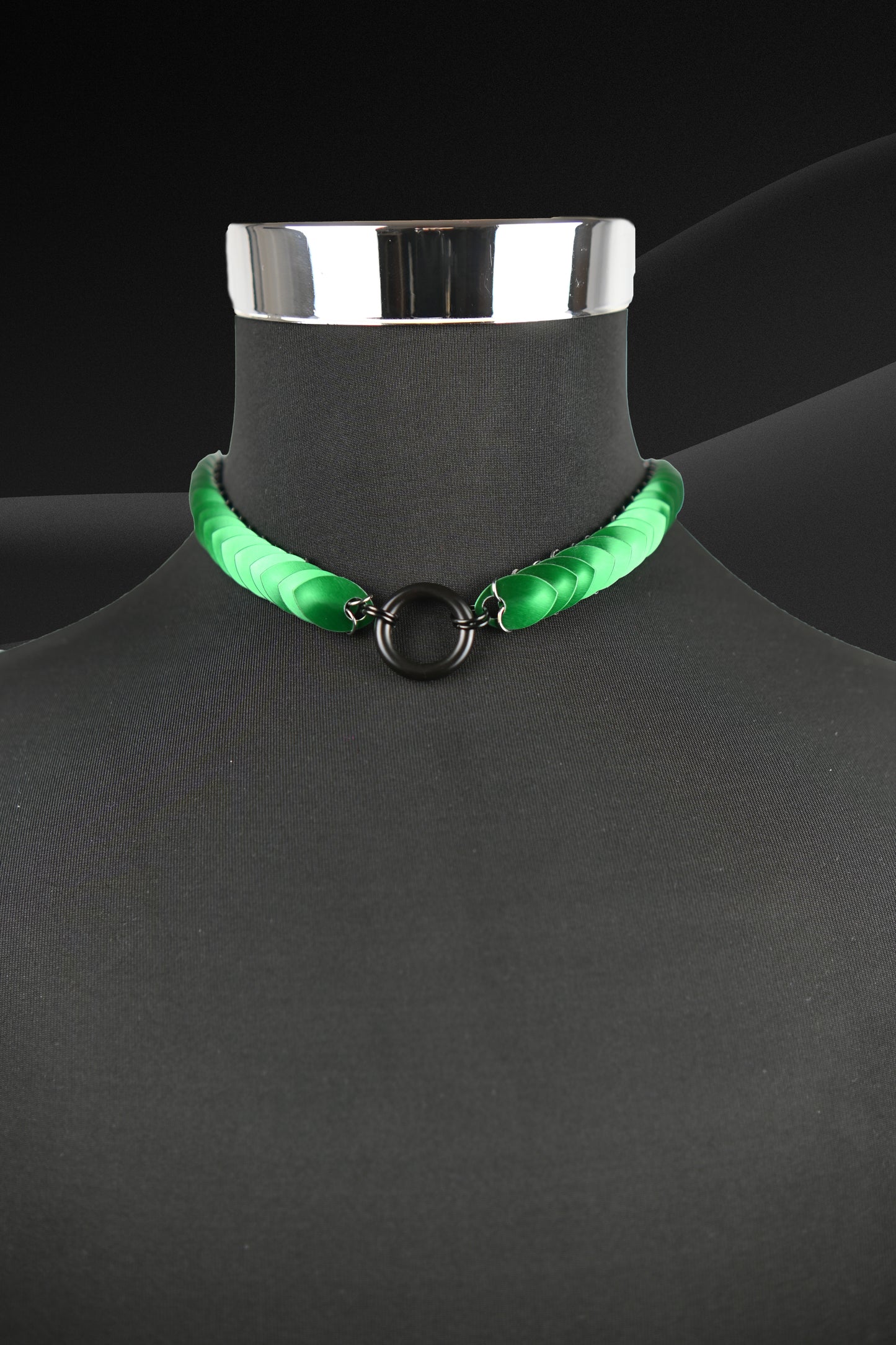 Scale-Choker | Statement Piece, Shiny & Bold